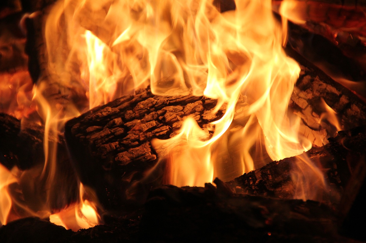 Expert Fireplace Cleaning in Dracut, MA Professional Fireplace Cleaning Services In Dracut Massachusetts
