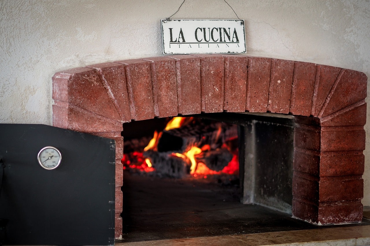 High-Quality Pizza Ovens and Grills Available in Dracut, MA Premium Pizza Ovens and Grills in Dracut, Massachusetts